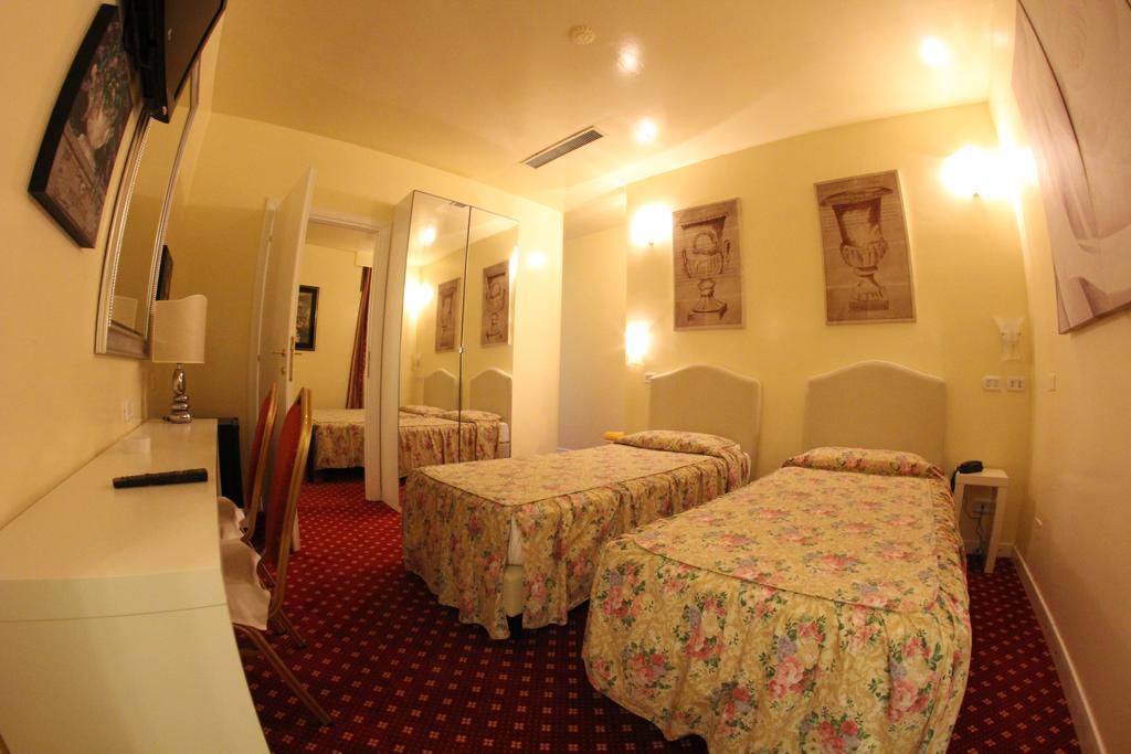 Europa Fiera Rho Hotell Rom bilde